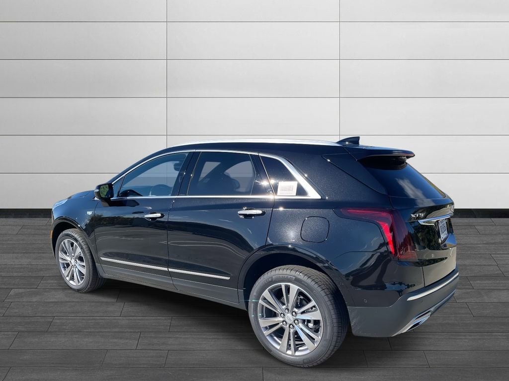 New 2025 CADILLAC XT5 Premium Luxury SUV
