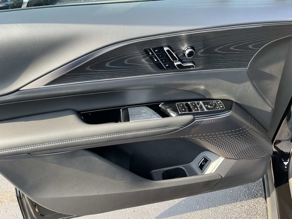 2026 Cadillac LYRIQ Sport - Photo 19