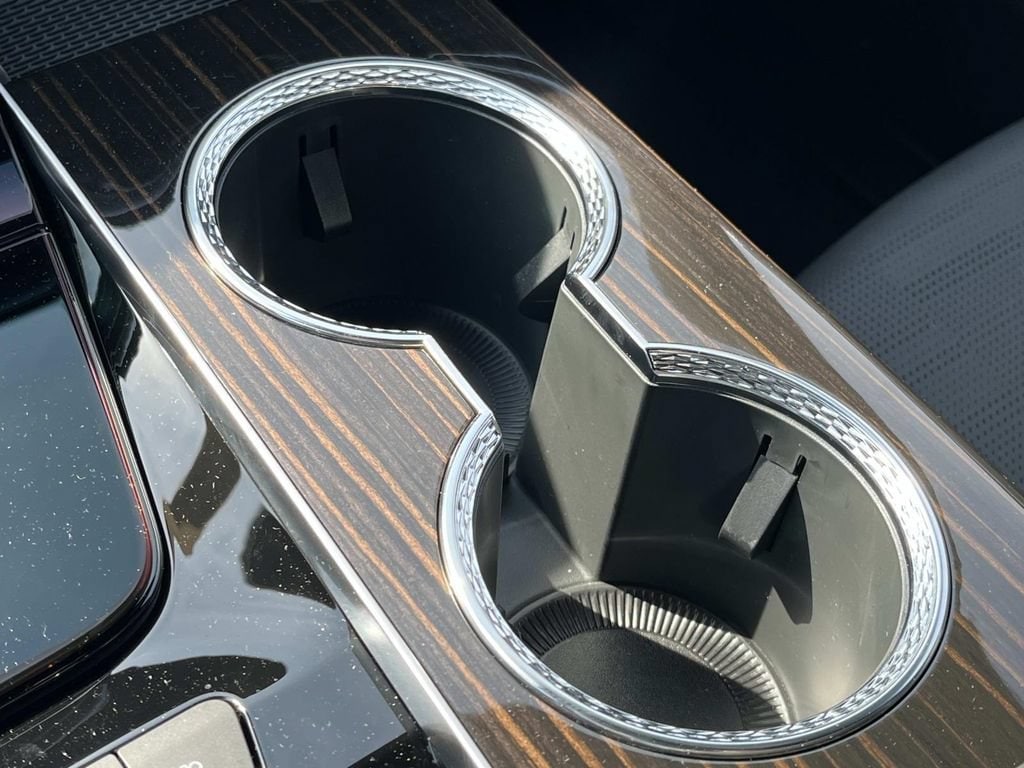 2026 Cadillac Escalade ESV Luxury - Photo 32