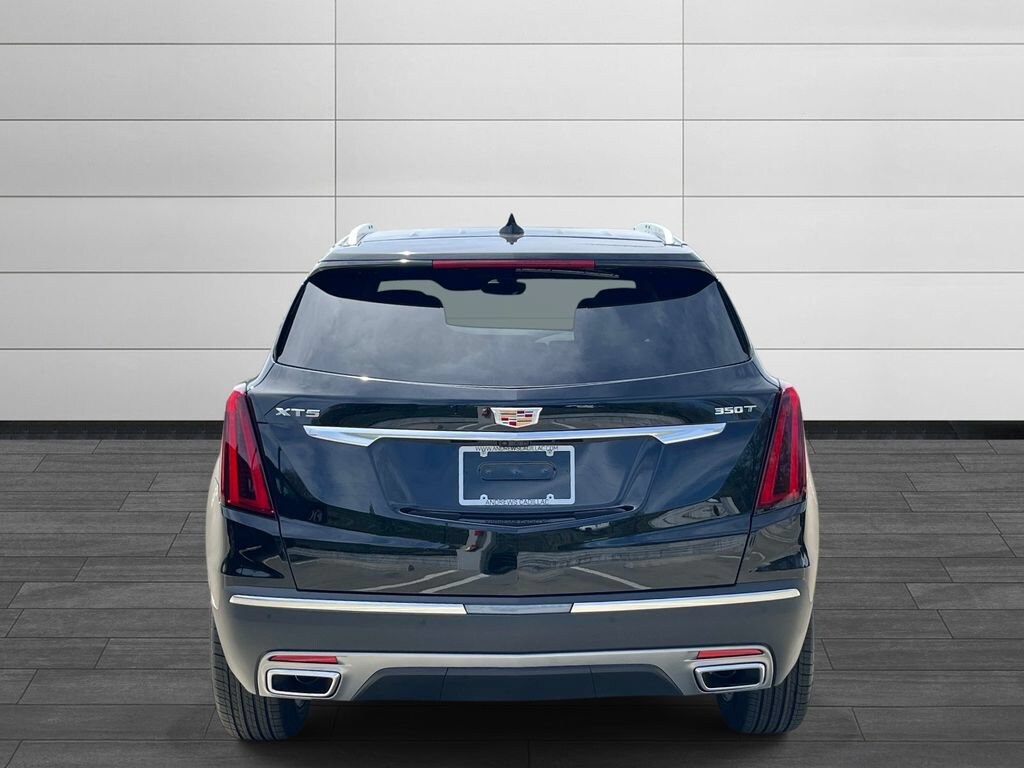 New 2026 CADILLAC XT5 Premium Luxury SUV