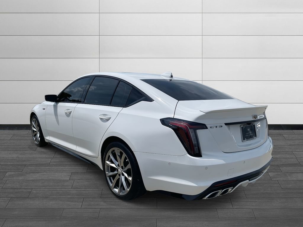 2024 Cadillac CT5 V photo 3