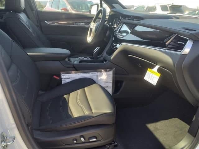 2025 Cadillac XT6 Premium Luxury - Photo 24