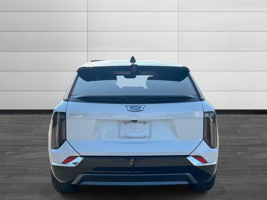 New 2027 CADILLAC OPTIQ Luxury SUV