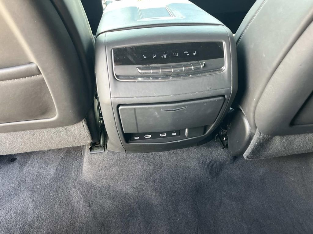 2024 Cadillac Escalade Premium Luxury Platinum - Photo 17
