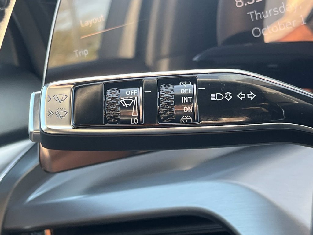 2027 Cadillac VISTIQ Luxury - Photo 35