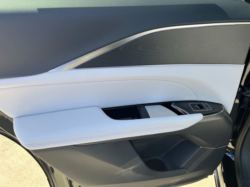 2026 Cadillac LYRIQ Sport - Photo 17