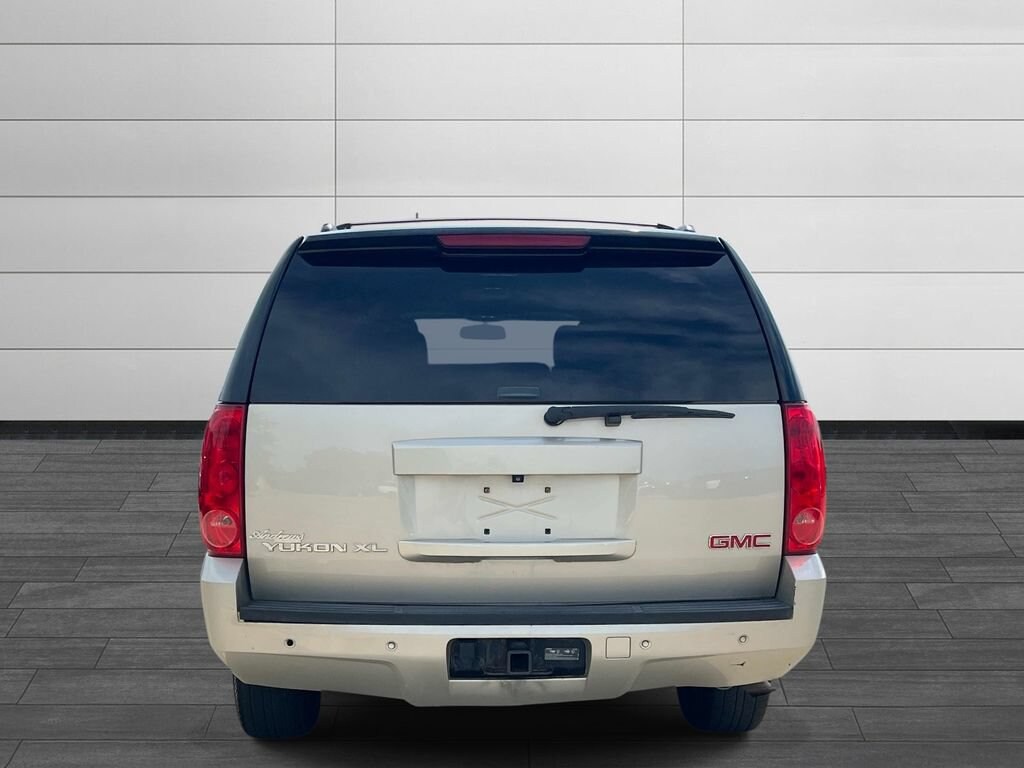 Used 2014 GMC Yukon XL SLT SUV