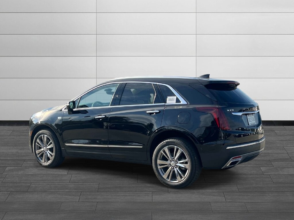 New 2026 CADILLAC XT5 Premium Luxury SUV