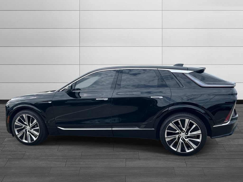 Certified 2024 Cadillac LYRIQ Luxury 3 with VIN 1GYKPSRLXRZ133834 for sale in Brentwood, TN