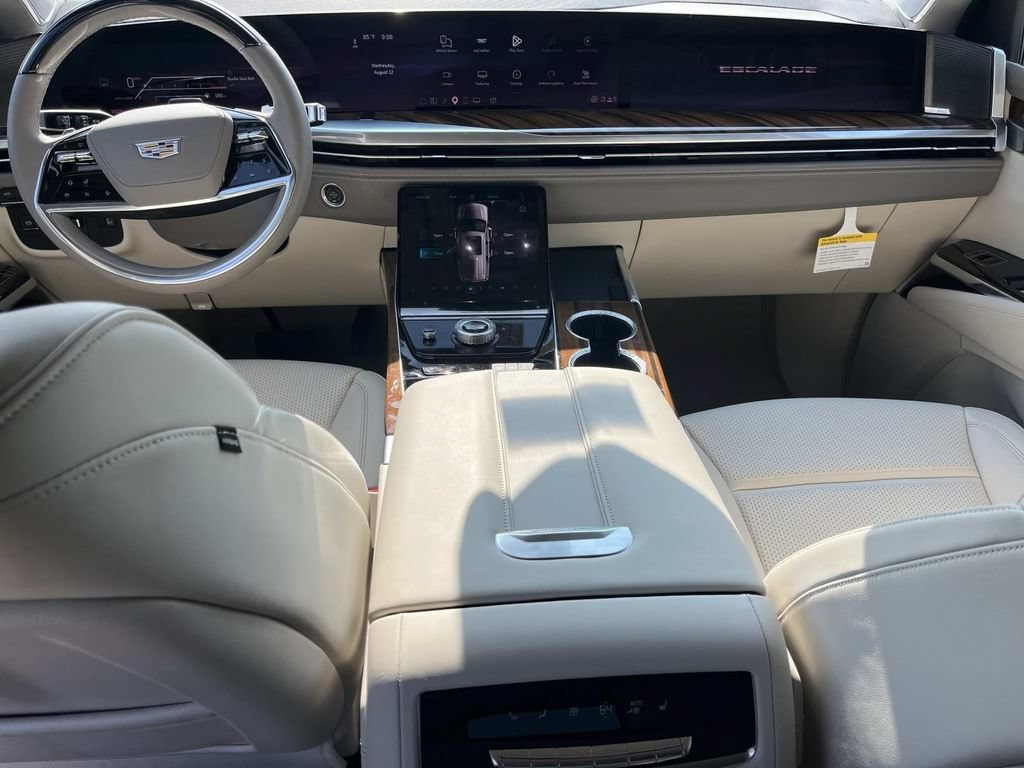 2026 Cadillac Escalade Platinum Sport - Photo 12