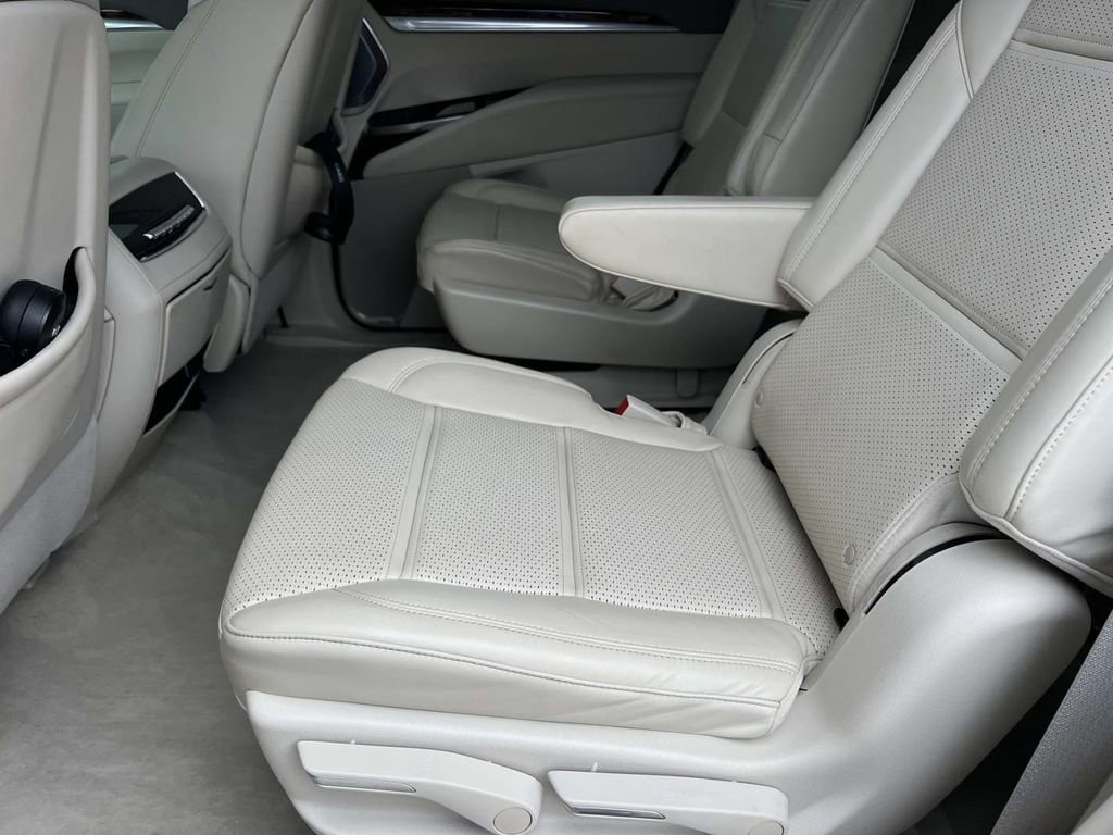 2025 Cadillac Escalade Sport Platinum - Photo 20