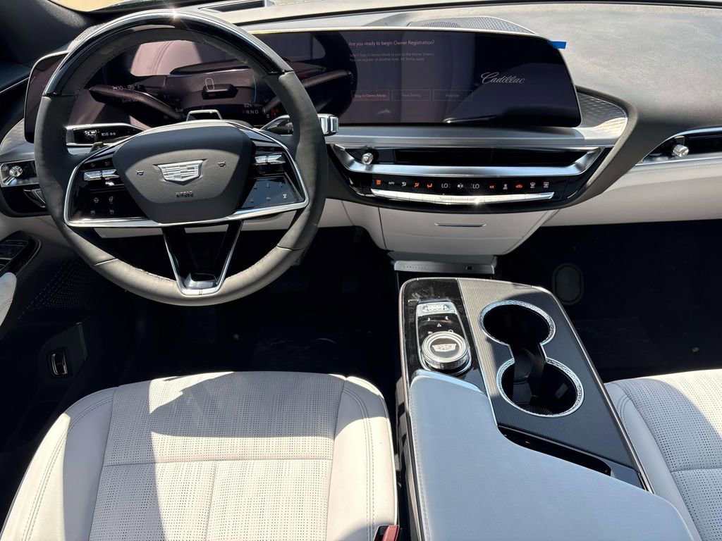 2026 Cadillac LYRIQ Luxury - Photo 14