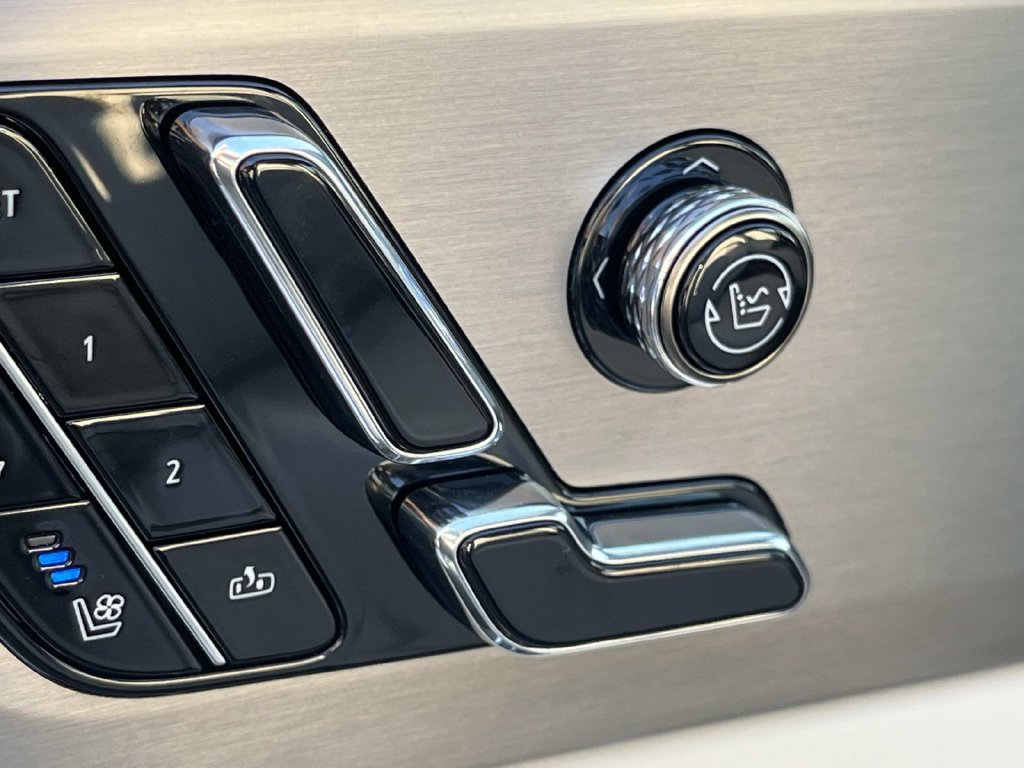 2027 Cadillac VISTIQ Luxury - Photo 25