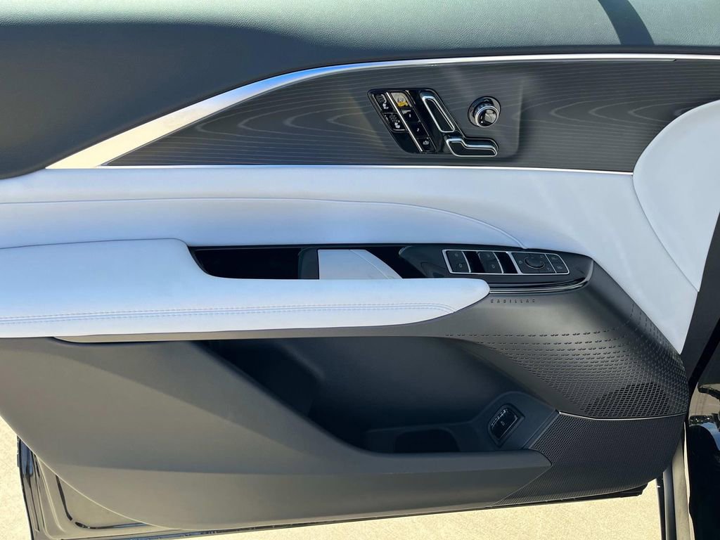 2026 Cadillac LYRIQ Sport - Photo 20