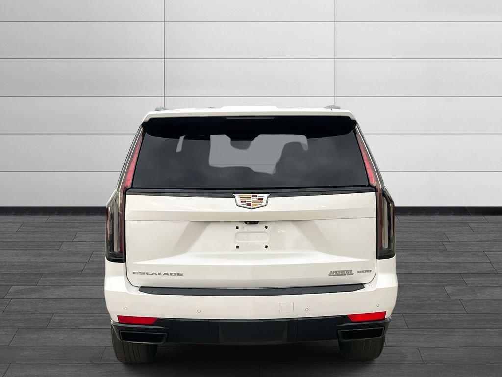 2022 Cadillac Escalade Sport photo 3