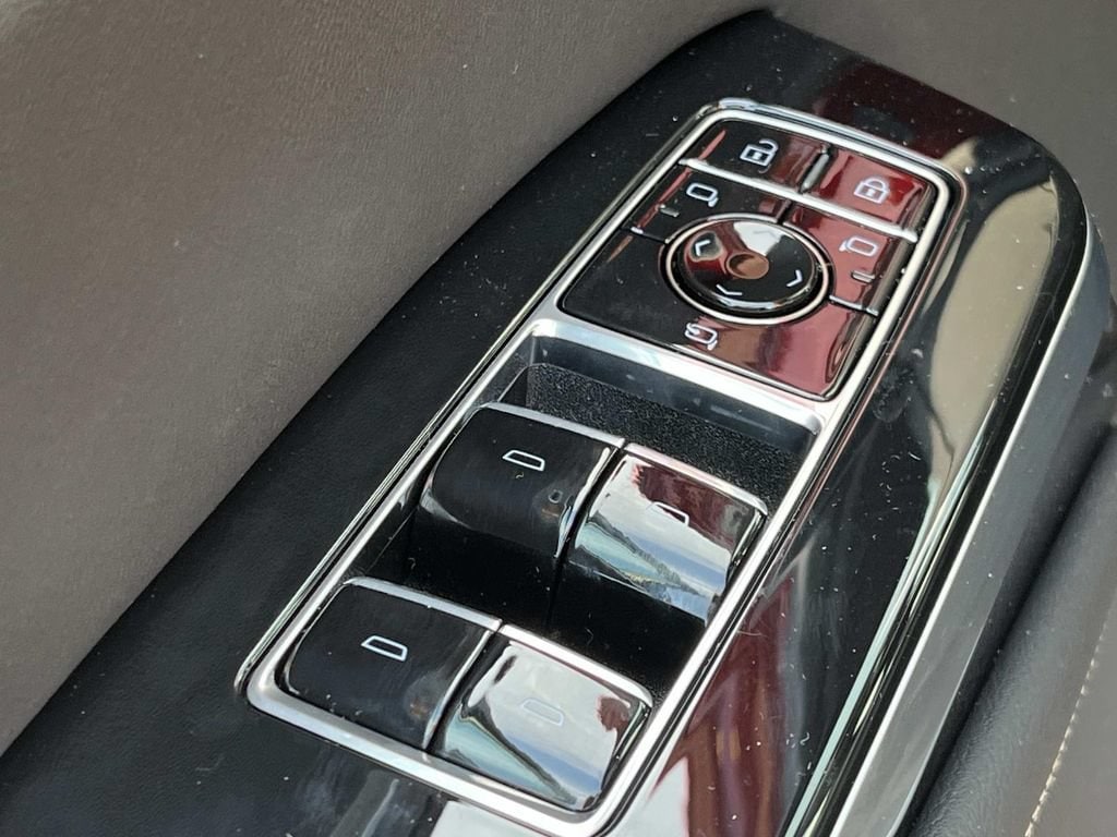 2026 Cadillac Escalade ESV Luxury - Photo 22