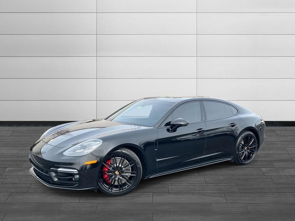 2020 Porsche Panamera GTS