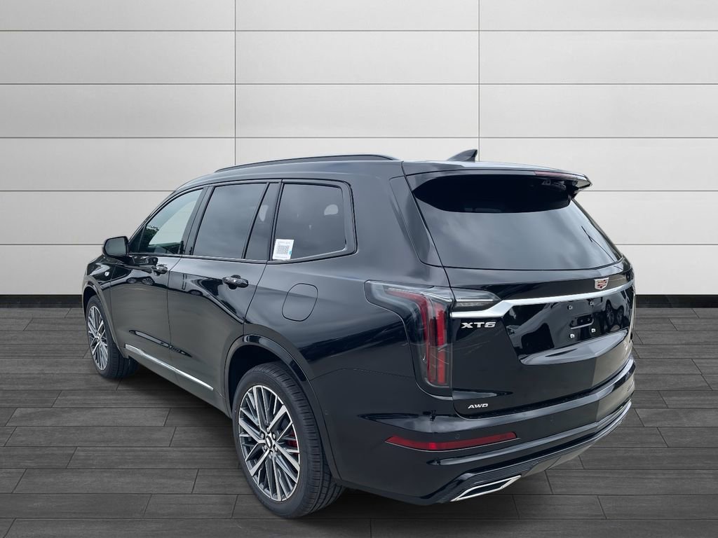 2025 Cadillac XT6 Sport photo 3