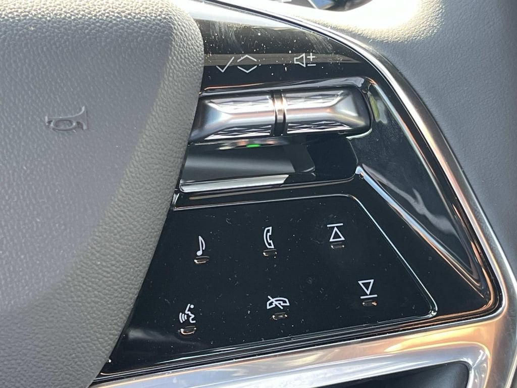 2026 Cadillac Escalade ESV Luxury - Photo 30