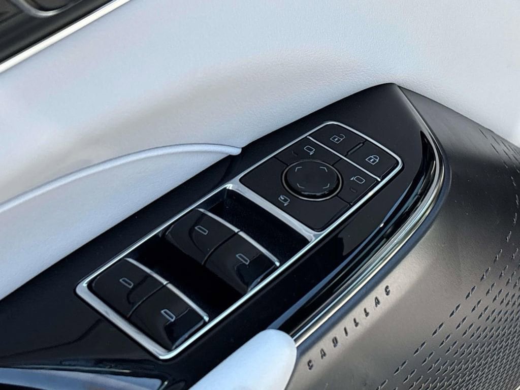 2026 Cadillac LYRIQ Luxury - Photo 22
