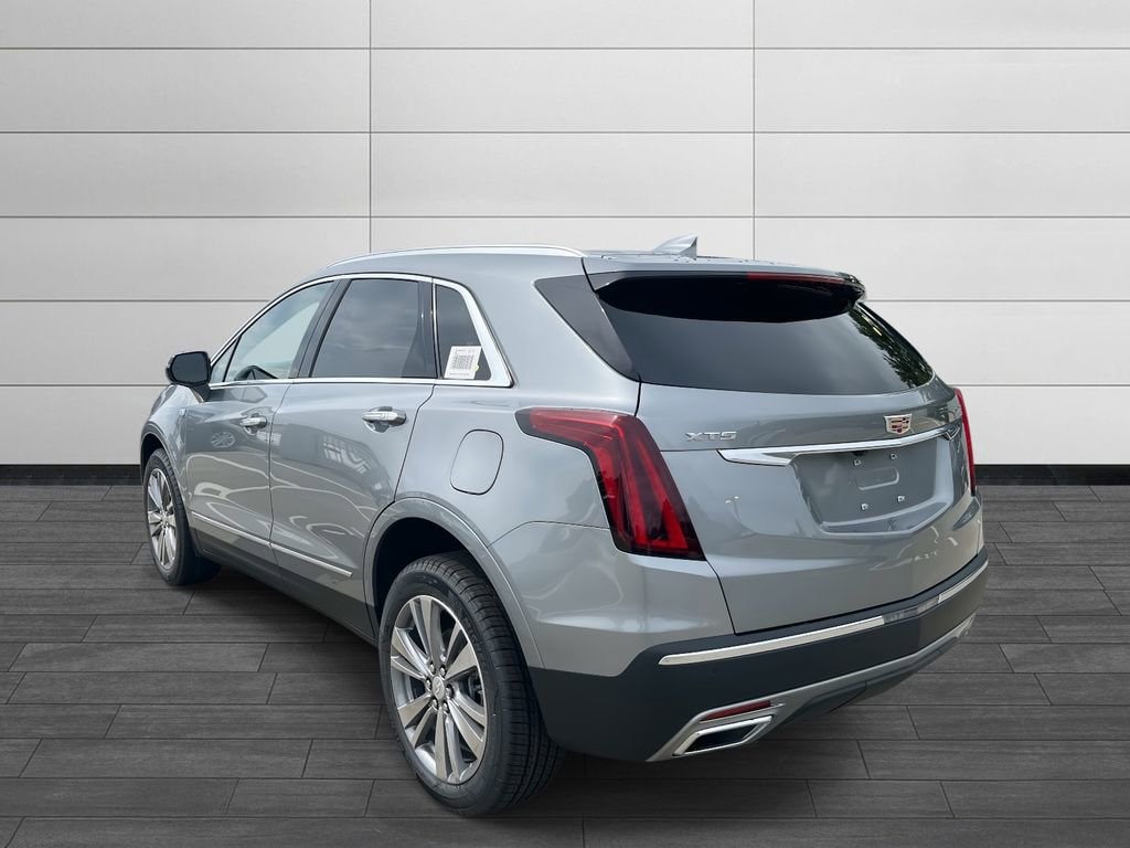 New 2025 CADILLAC XT5 Premium Luxury SUV