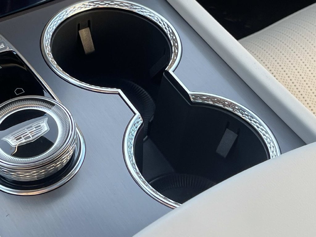 2027 Cadillac VISTIQ Luxury - Photo 31