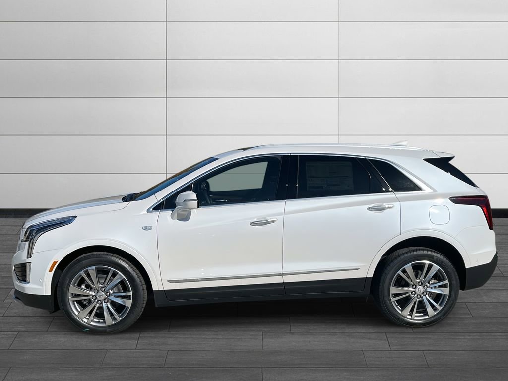 2026 Cadillac XT5 Premium Luxury photo 2