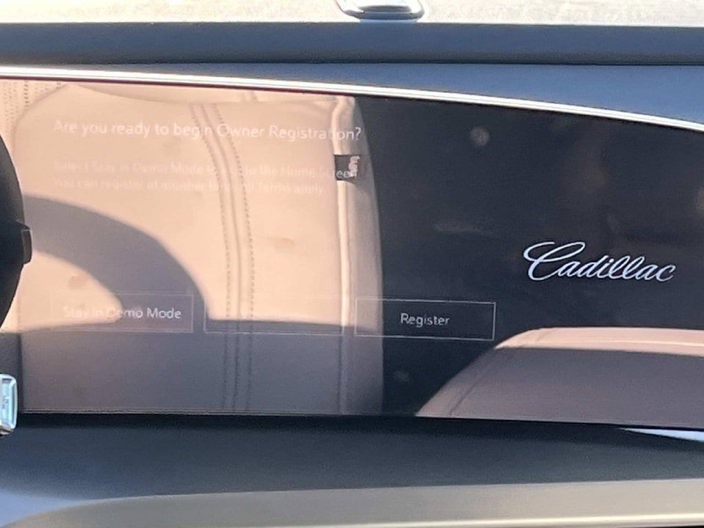2027 Cadillac VISTIQ Luxury - Photo 15