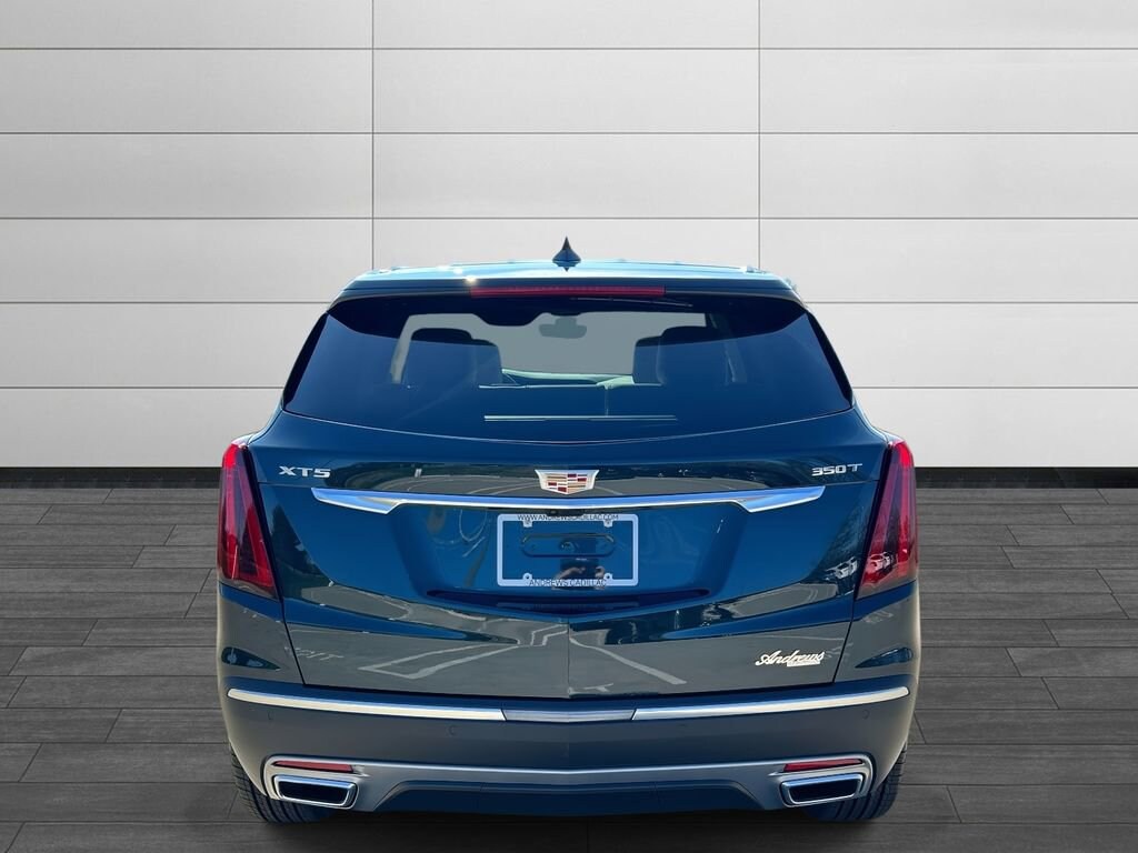 New 2026 CADILLAC XT5 Premium Luxury SUV