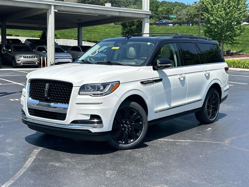 2023 Lincoln Navigator Black Label 4WD's photo