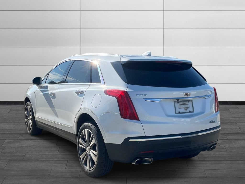 Used 2017 CADILLAC XT5 Luxury FWD SUV