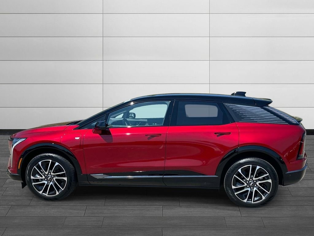 Used 2025 Cadillac OPTIQ Sport 1 with VIN 3GYK3EMR4SS163696 for sale in Brentwood, TN