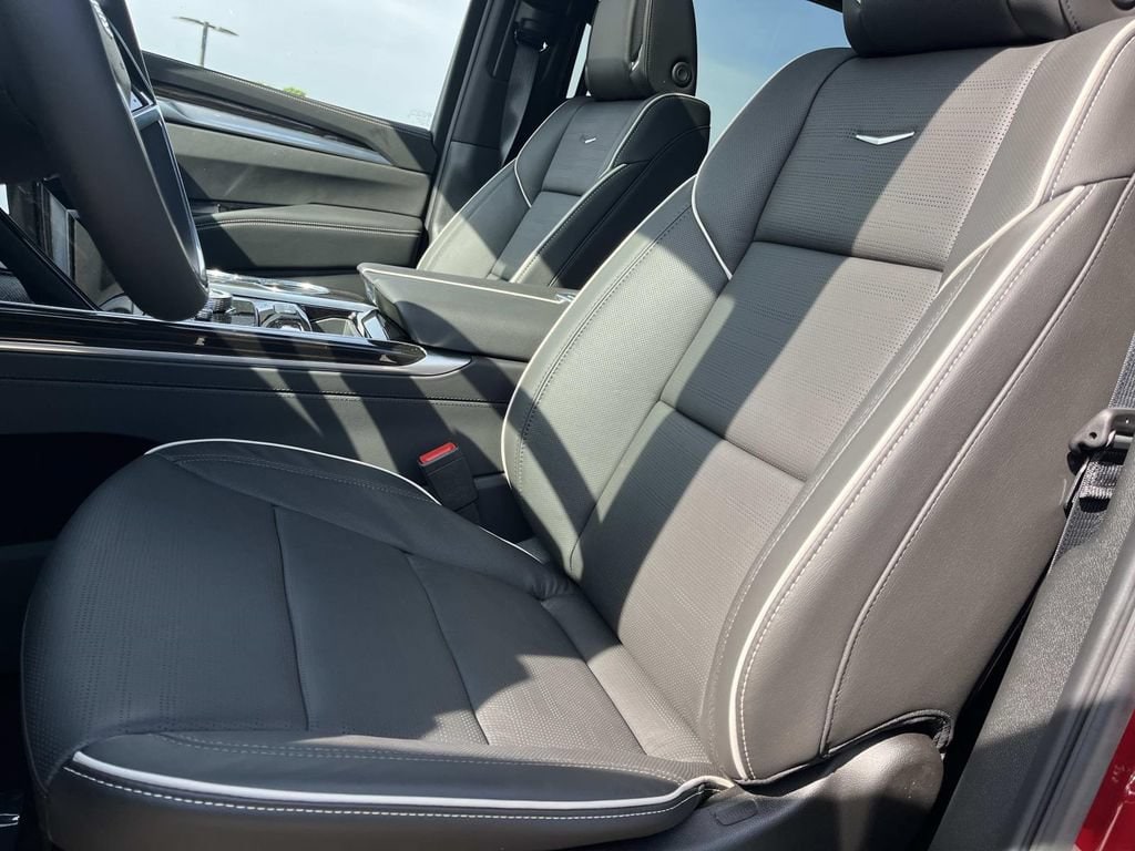 2026 Cadillac Escalade ESV Luxury - Photo 26
