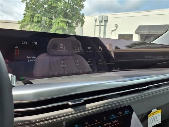2026 Cadillac Escalade IQ Luxury - Photo 31