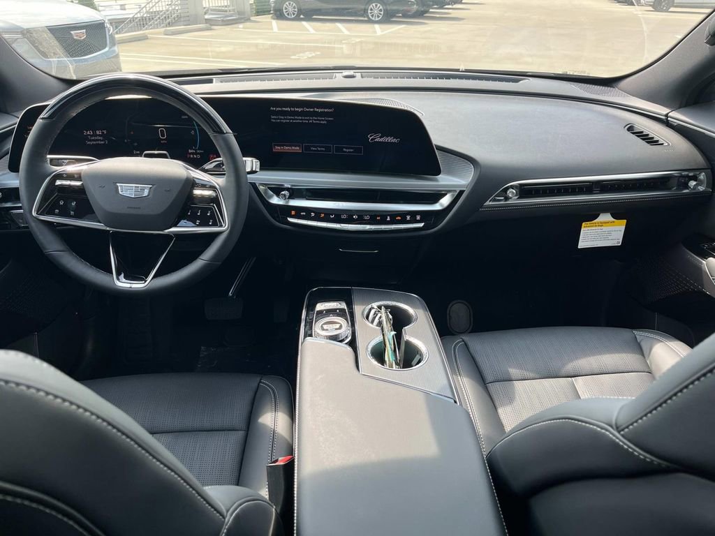 2026 Cadillac LYRIQ Luxury - Photo 15
