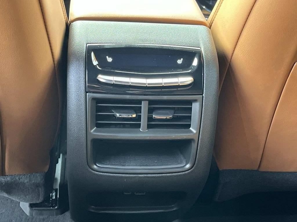 2026 Cadillac XT5 Premium Luxury - Photo 18