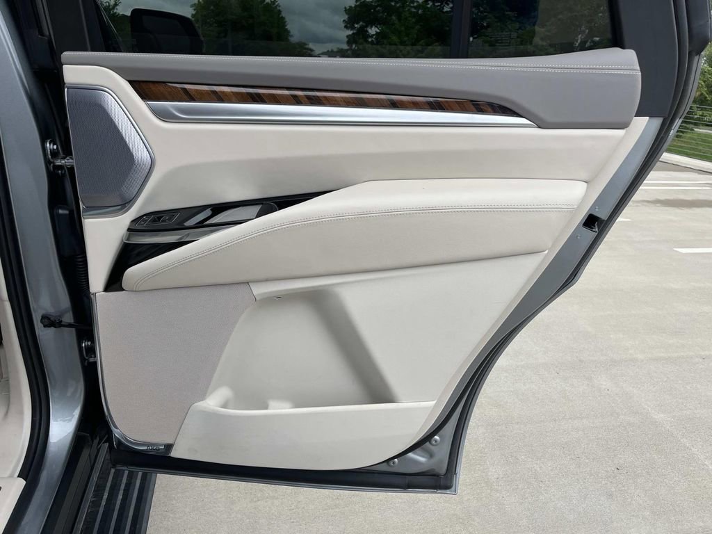 2025 Cadillac Escalade Sport Platinum - Photo 22