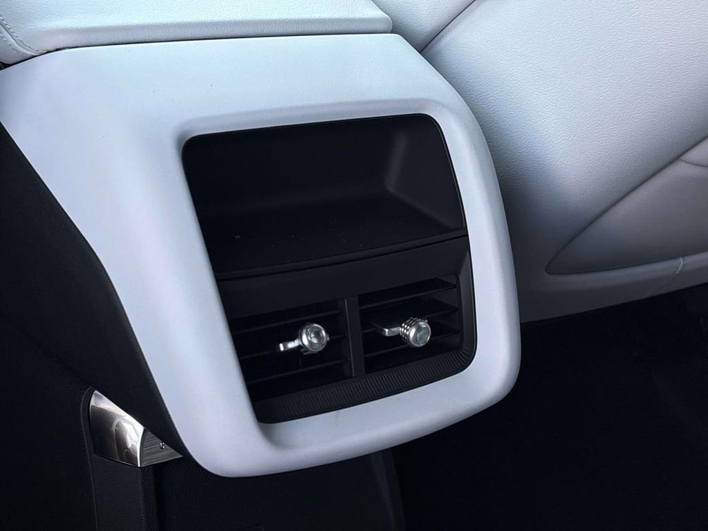 2026 Cadillac LYRIQ Luxury - Photo 18
