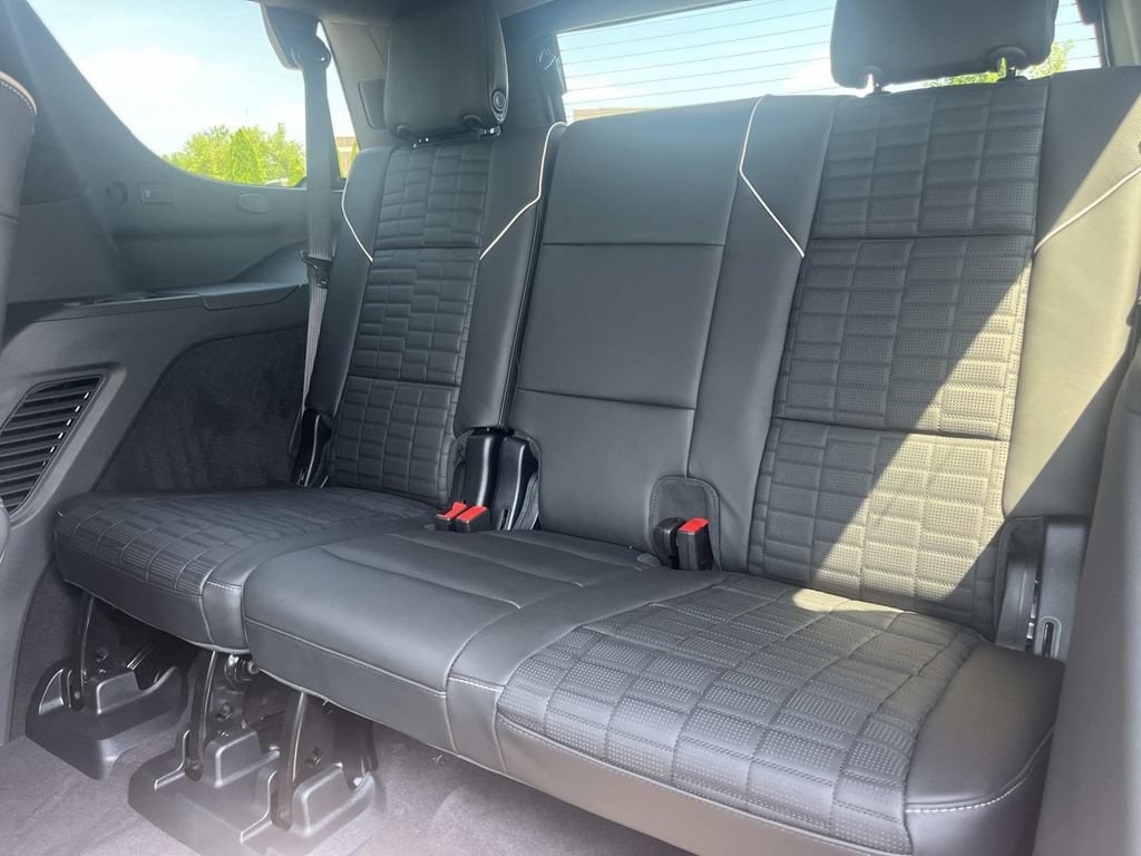 2026 Cadillac Escalade Platinum Sport - Photo 17