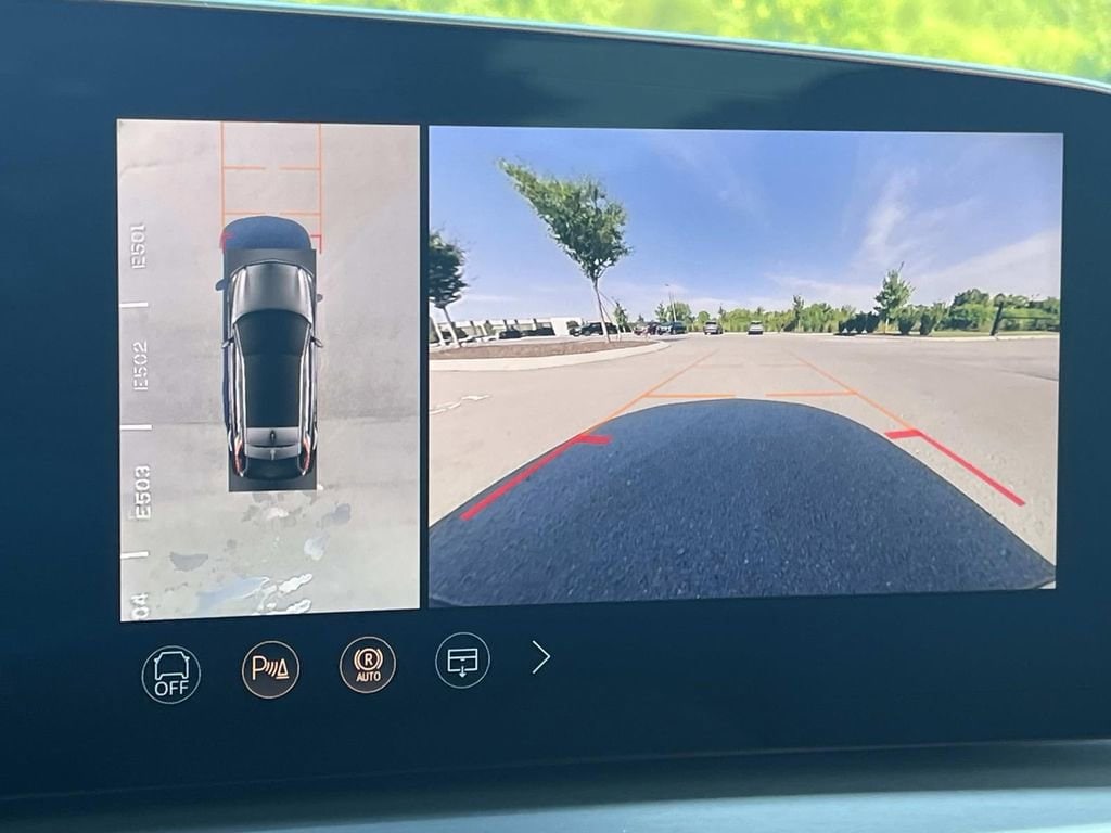 2026 Cadillac LYRIQ Signature Sport - Photo 34