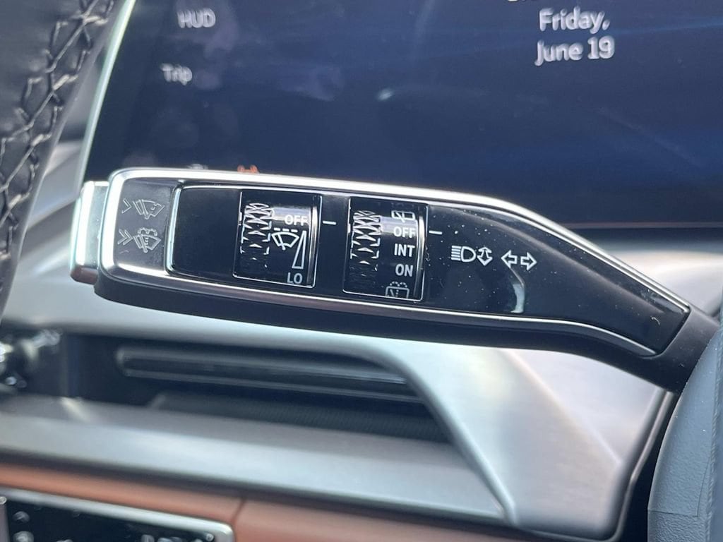 2026 Cadillac VISTIQ Platinum Sport - Photo 31