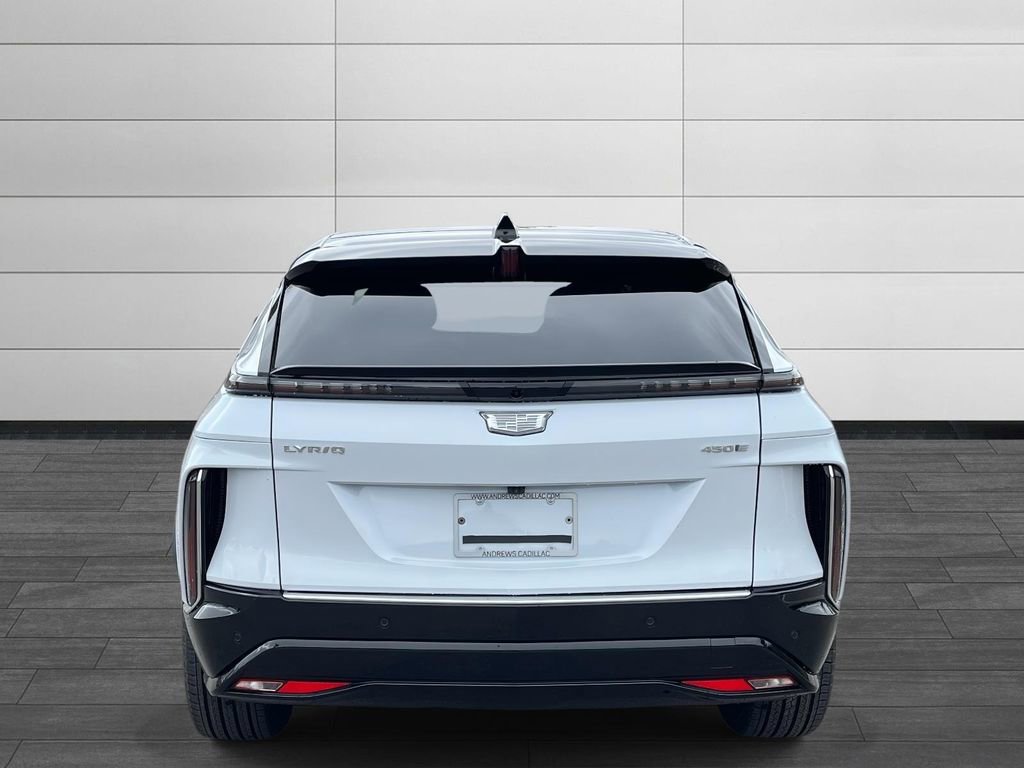 2026 Cadillac Lyriq Luxury photo 4