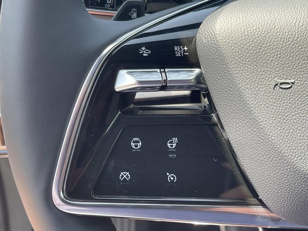 2027 Cadillac OPTIQ Premium Sport - Photo 31