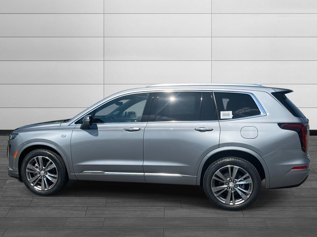 2025 Cadillac XT6 Premium Luxury photo 2