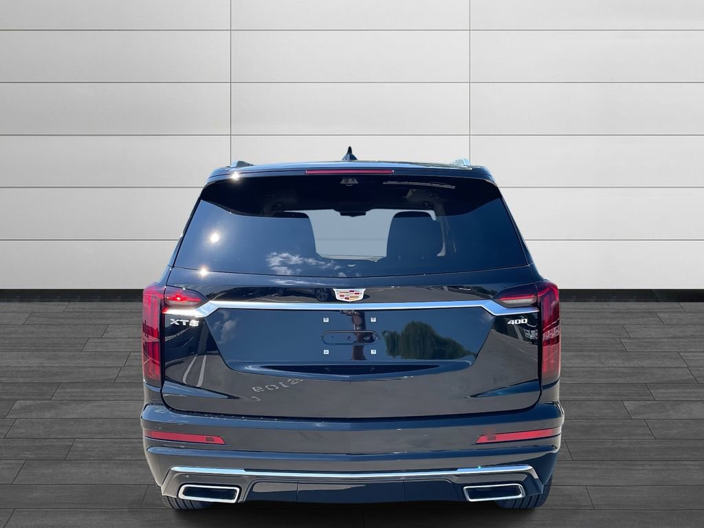 2025 Cadillac XT6 Premium Luxury photo 4