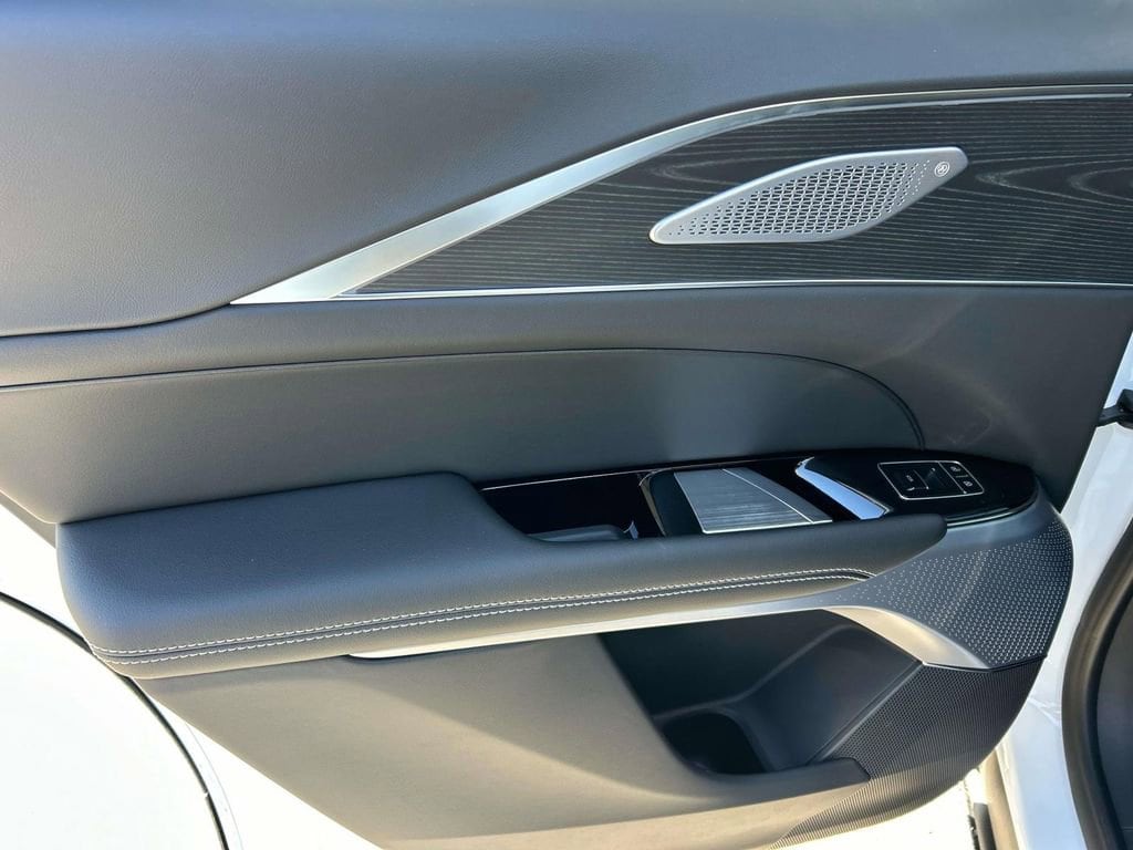 2026 Cadillac LYRIQ Premium Luxury - Photo 19