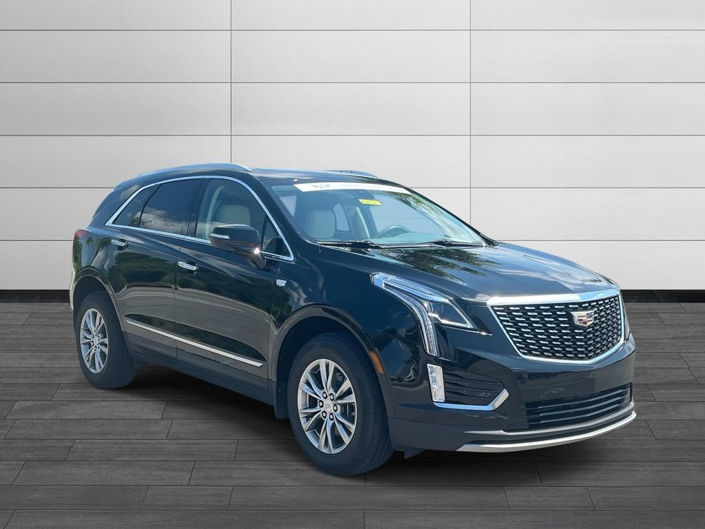 2022 Cadillac XT5 Premium Luxury photo 3