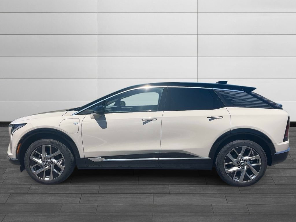 New 2027 CADILLAC OPTIQ Luxury SUV