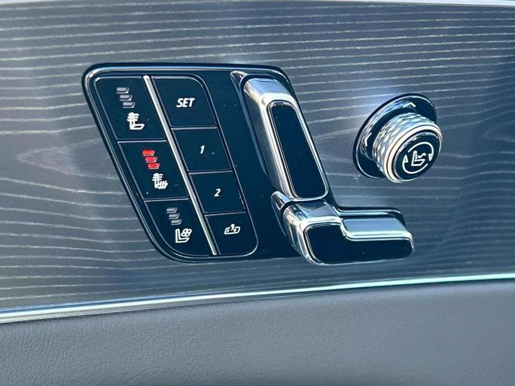2026 Cadillac LYRIQ Premium Luxury - Photo 23