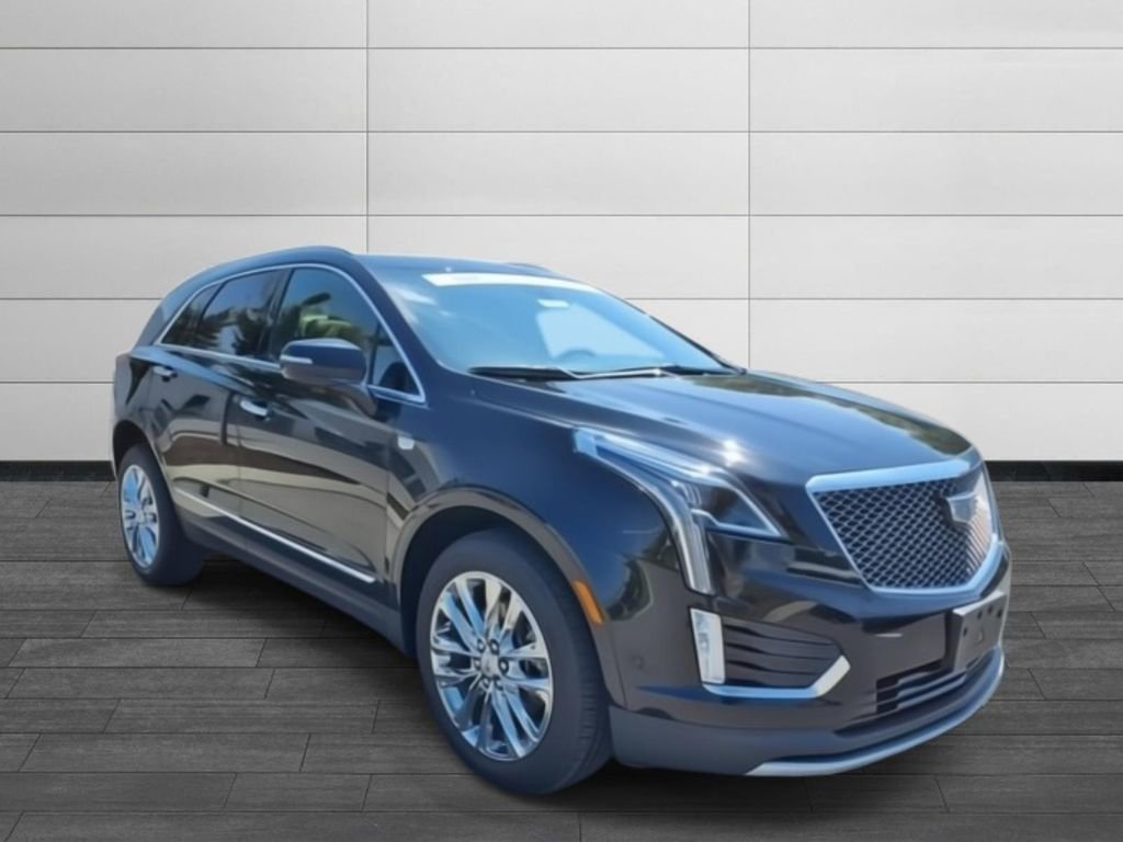 2022 Cadillac XT5 Premium Luxury photo 3
